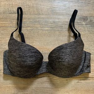 PINK Victoria’s secret lightly padded bra